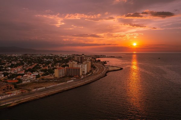 Atardecer en Cumana